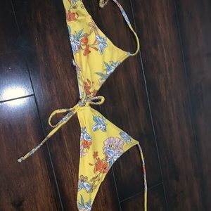 Yellow and flowered bikini top
